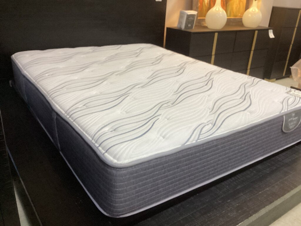 86553 Serta Perfect Sleeper Queen ICollection Queen Mattress