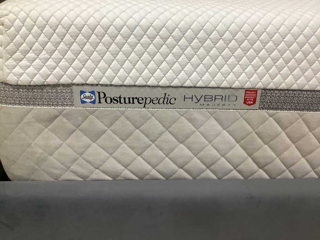 86461 Sealy Posturepedic Hybrid King Mattress