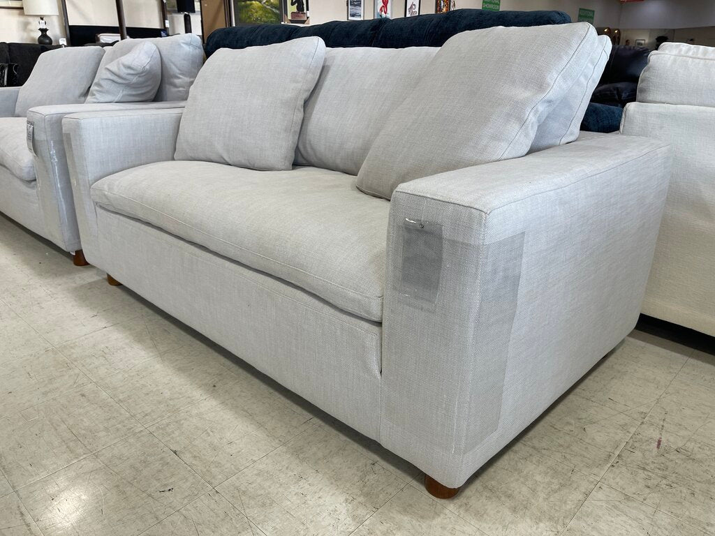 86671 Restoration Hardware 6ft Cloud Sofa 72x40x27