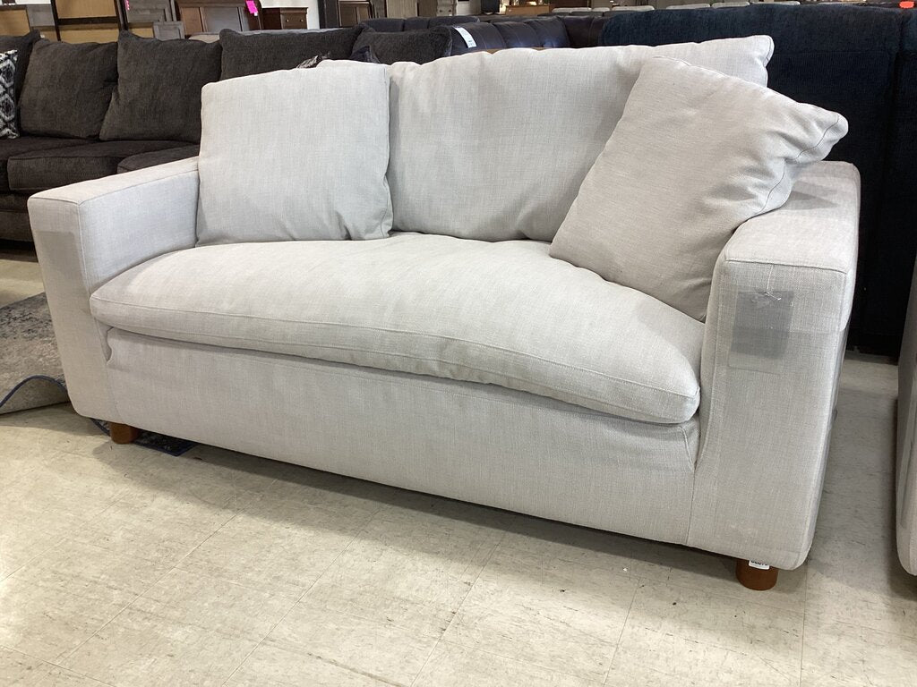86672 Restoration Hardware 6ft Cloud Sofa 72x40x27
