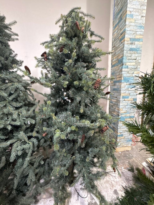 86712 - 9' Christmas Tree - No Lights