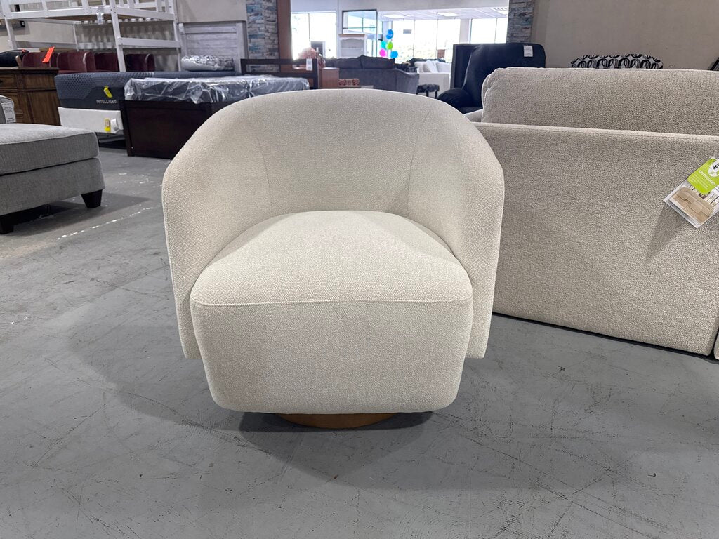 86698 - Cream Fabric Swivel Chair 30x31x30