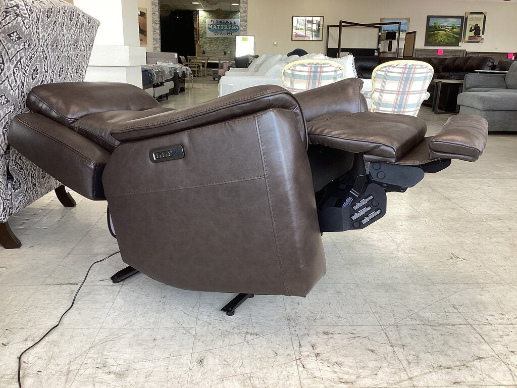 86692 - Brown Leather Power Recliner 39x40x42