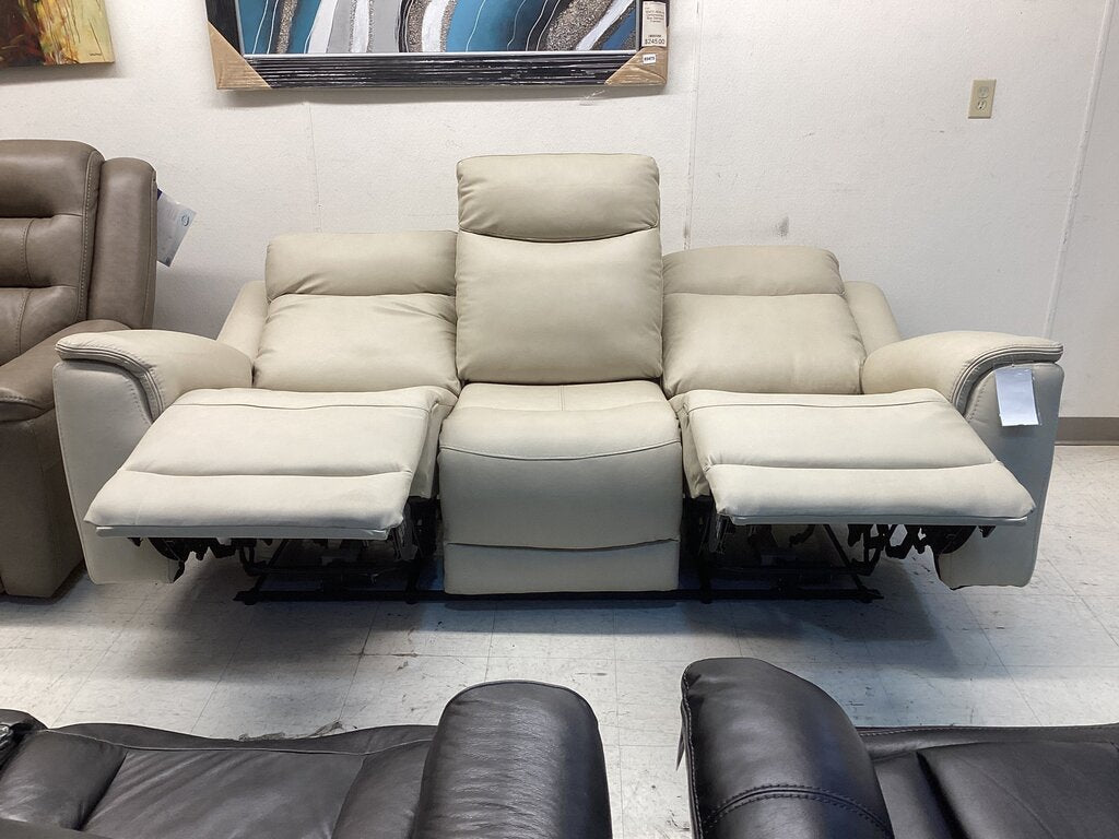 86690 - Beige Top Grain Leather Power Reclining Sofa w/ Power Headrests 89x38x41