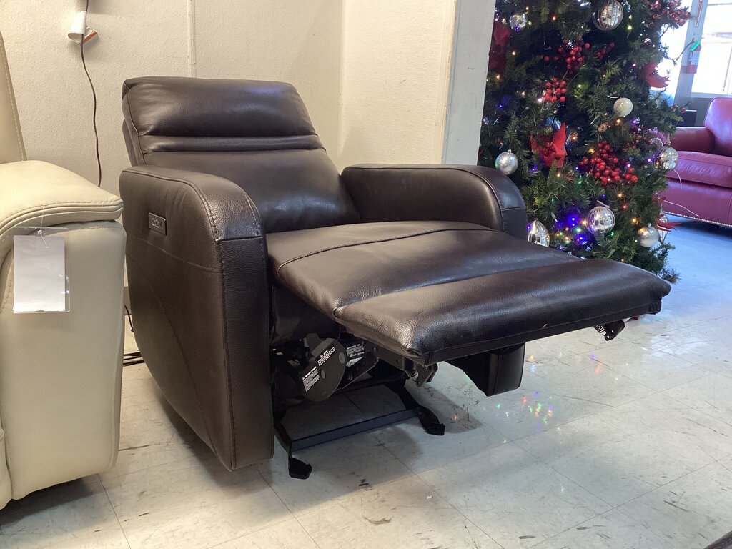 86697 - Leather Glider Recliner 33x38x40