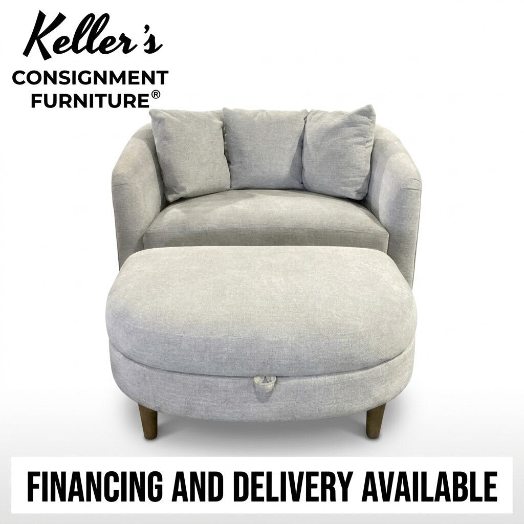 86695 - Thomasville Gray Chair w/Storage Ottoman 47x36x32 / 38x27x19