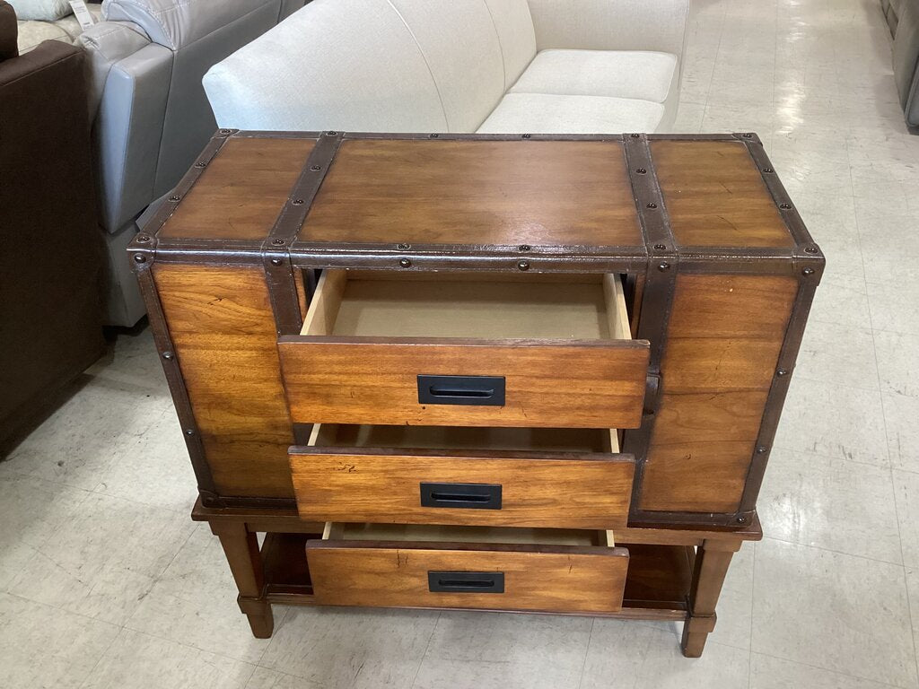 86718 Trunk Style 3 Drawer Chest 36x16x36