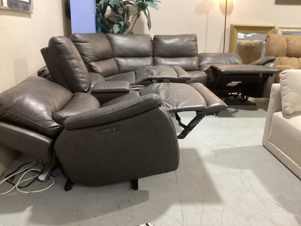 86683 - Dark Gray Leather Power Sectional 129x116x42