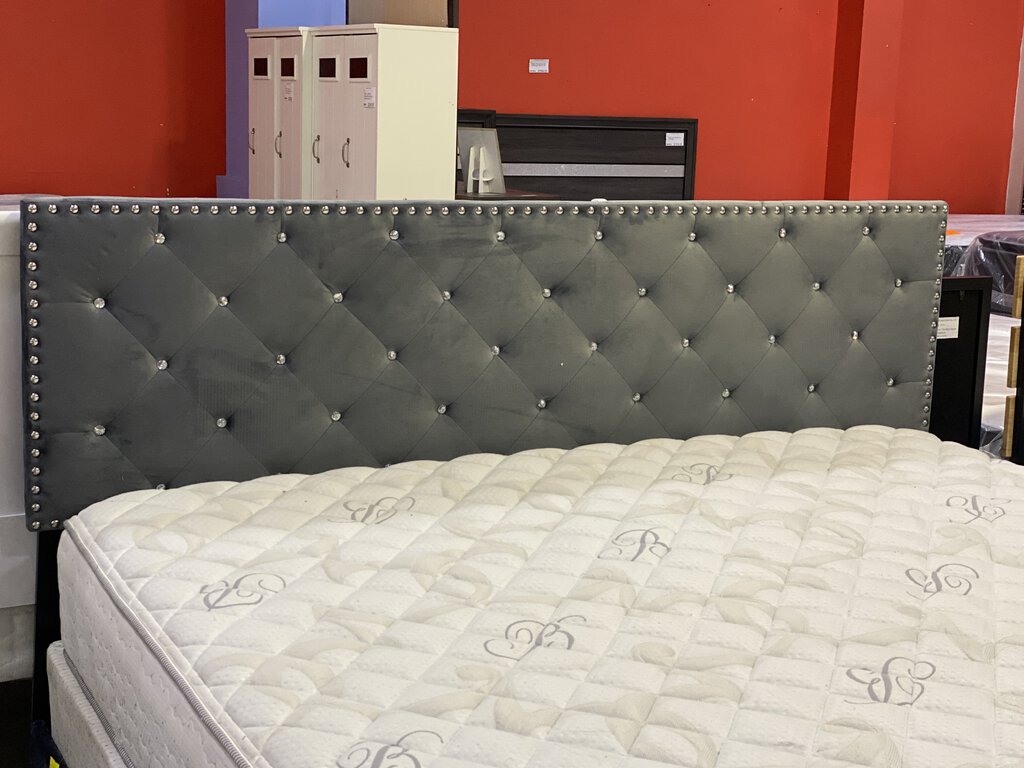 Starlett Gray NEW King Bed Frame 80x83x48 (104049)