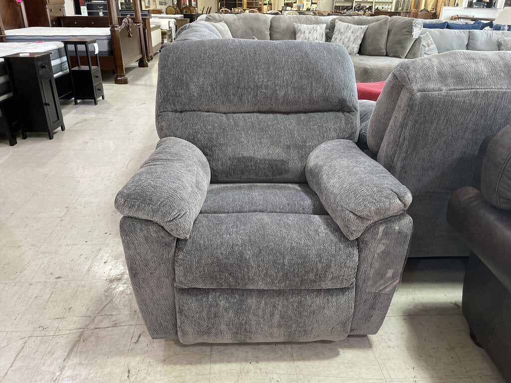 Kynance Gray NEW Chaise Rocker Recliner 39x40x41 (2450-KYNG)