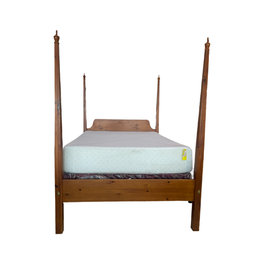 79518 (8429-11) Vintage Pine 4-Post Pencil Queen Bed Frame 64x89x83